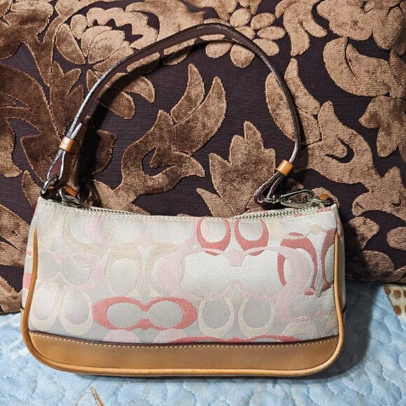 2004 Vintage y2k Coach Demi Shoulder Bag in Pink Optic Signature Monogram Purse - Picture 2 of 6